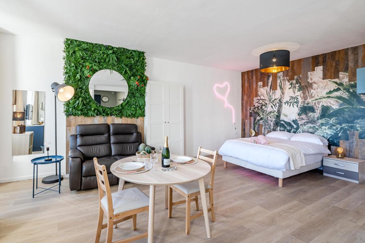 Aurora Lov'Room Proche De Saint Charles マルセイユ エクステリア 写真